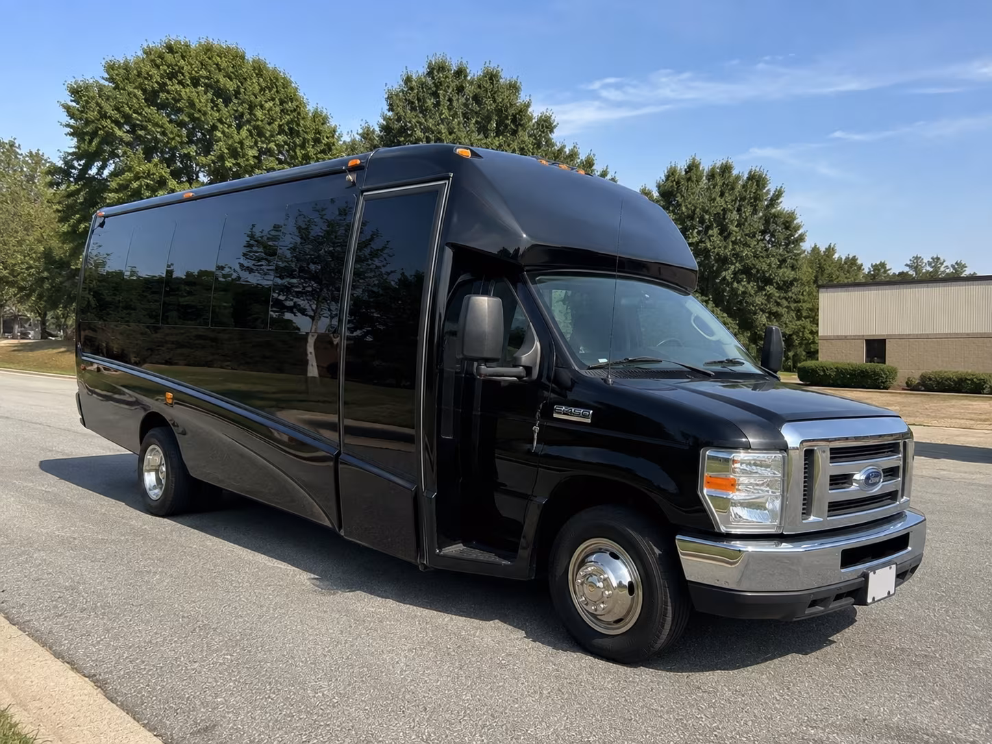 secure transportation for your next bachelor or bachelorette party 2