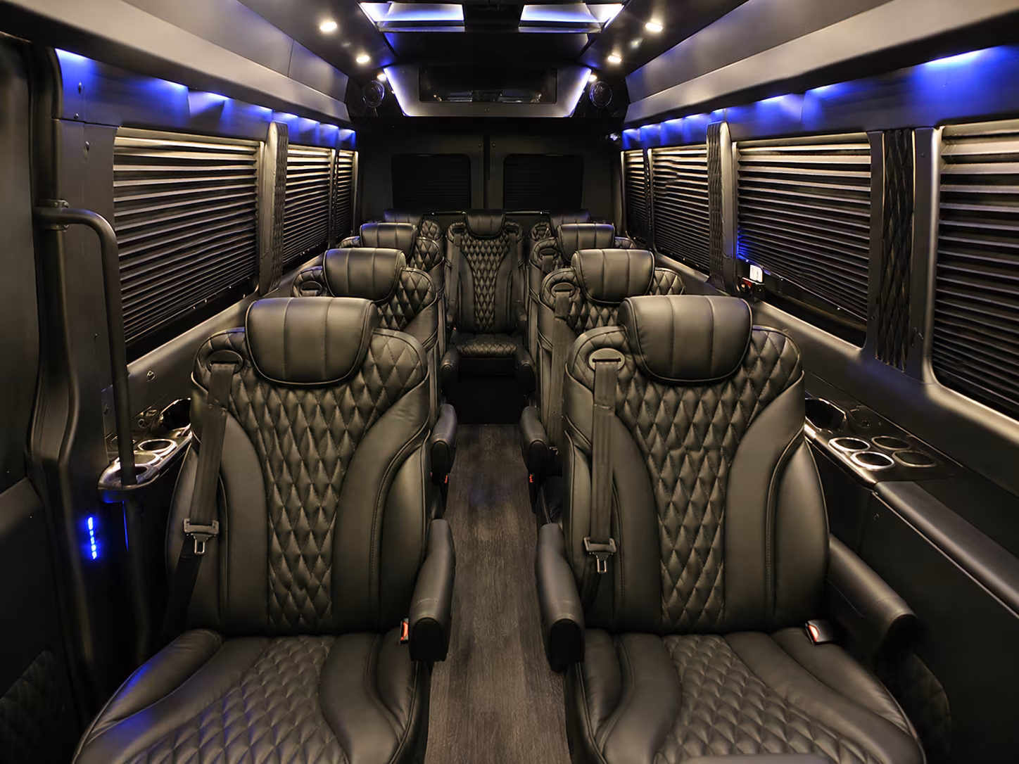secure transportation for your next convention or trade show 1